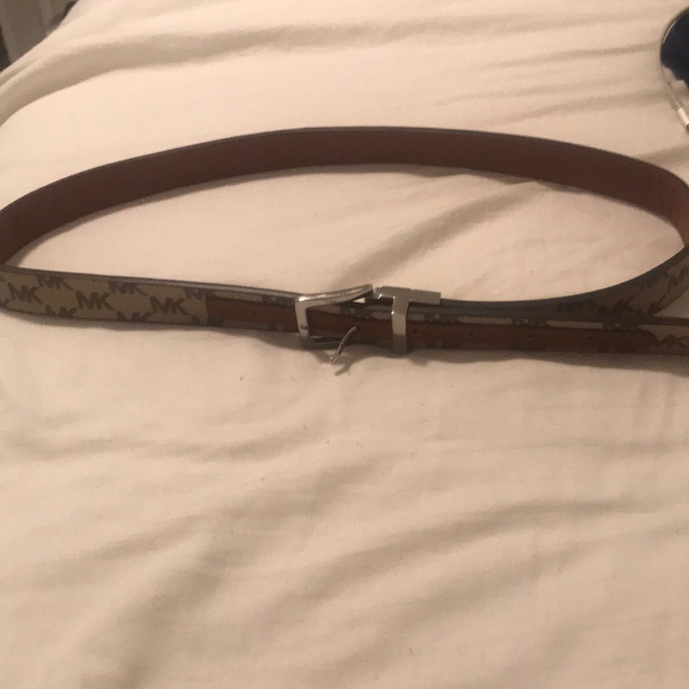 Michael Khors belt